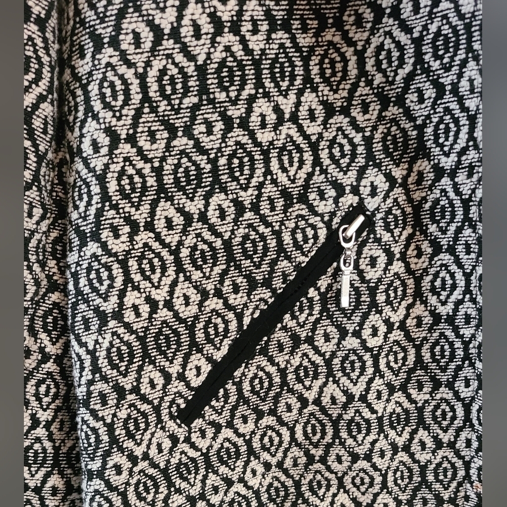 Chico’s Diamond Jacquard Moto Jacket Black/White - Women's Size 1 Medium NWT - Picture 11 of 13
